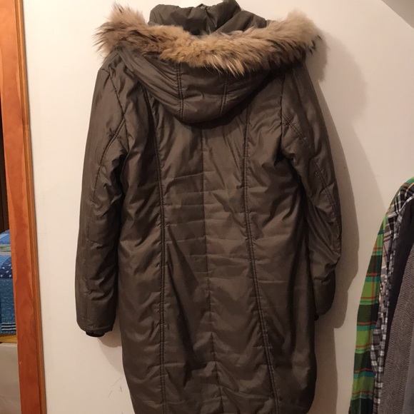 Long winter coat, with real fur and leather on pockets and zipper lining - Picture 5 of 5